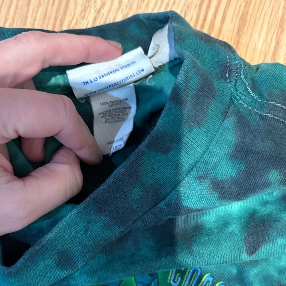 Marvel Hulk Graphic Tee - Green and Black - Picture 2 of 3